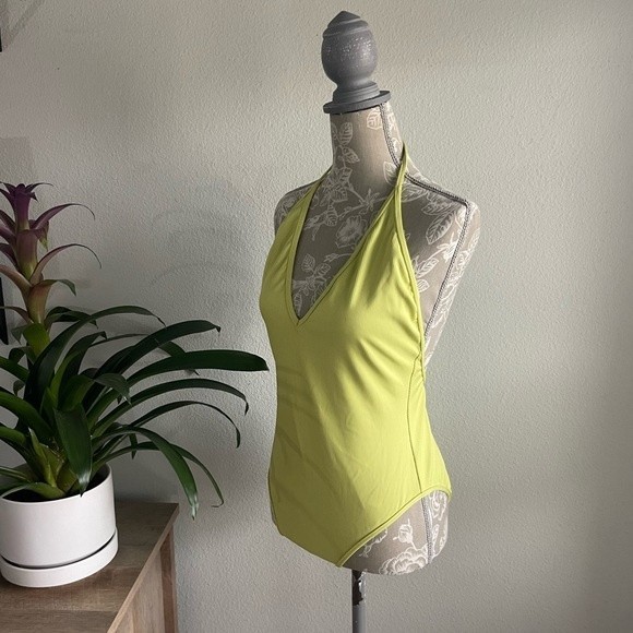 NWT Madewell Second Wave Ribbed Halter One-Piece Swimsuit in Exotic Pear - Picture 3 of 13